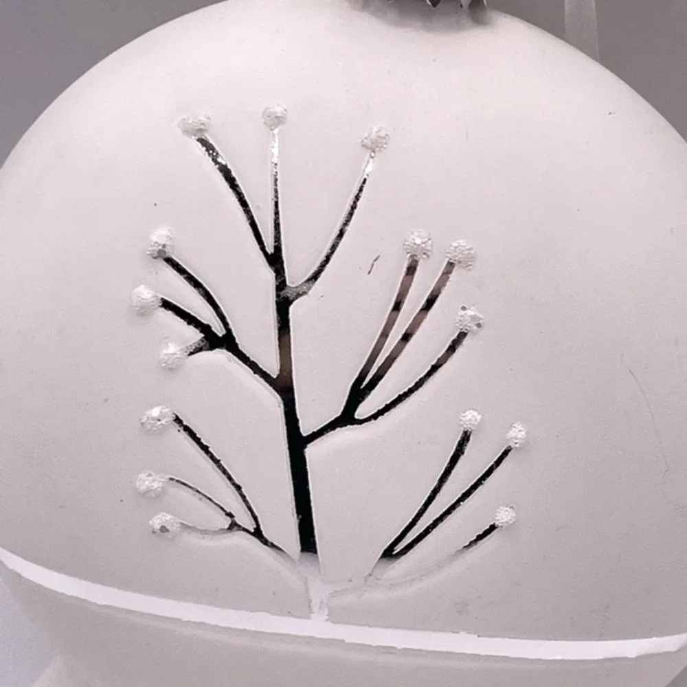White Glass Silver Tree Winter Scene‎ 4